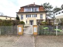 Sonnige 3 - Zimmerwohnung in bester Wohnlage - Balkon - Wannenbad - EBK - Gste-WC - - Berlin